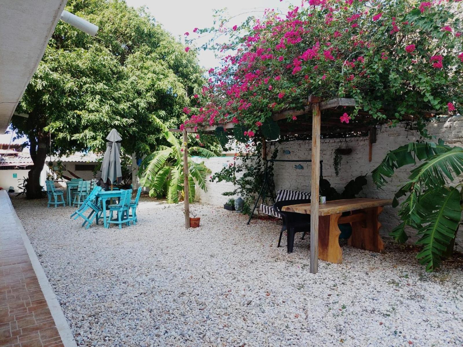 White Taganga Hotel Bagian luar foto