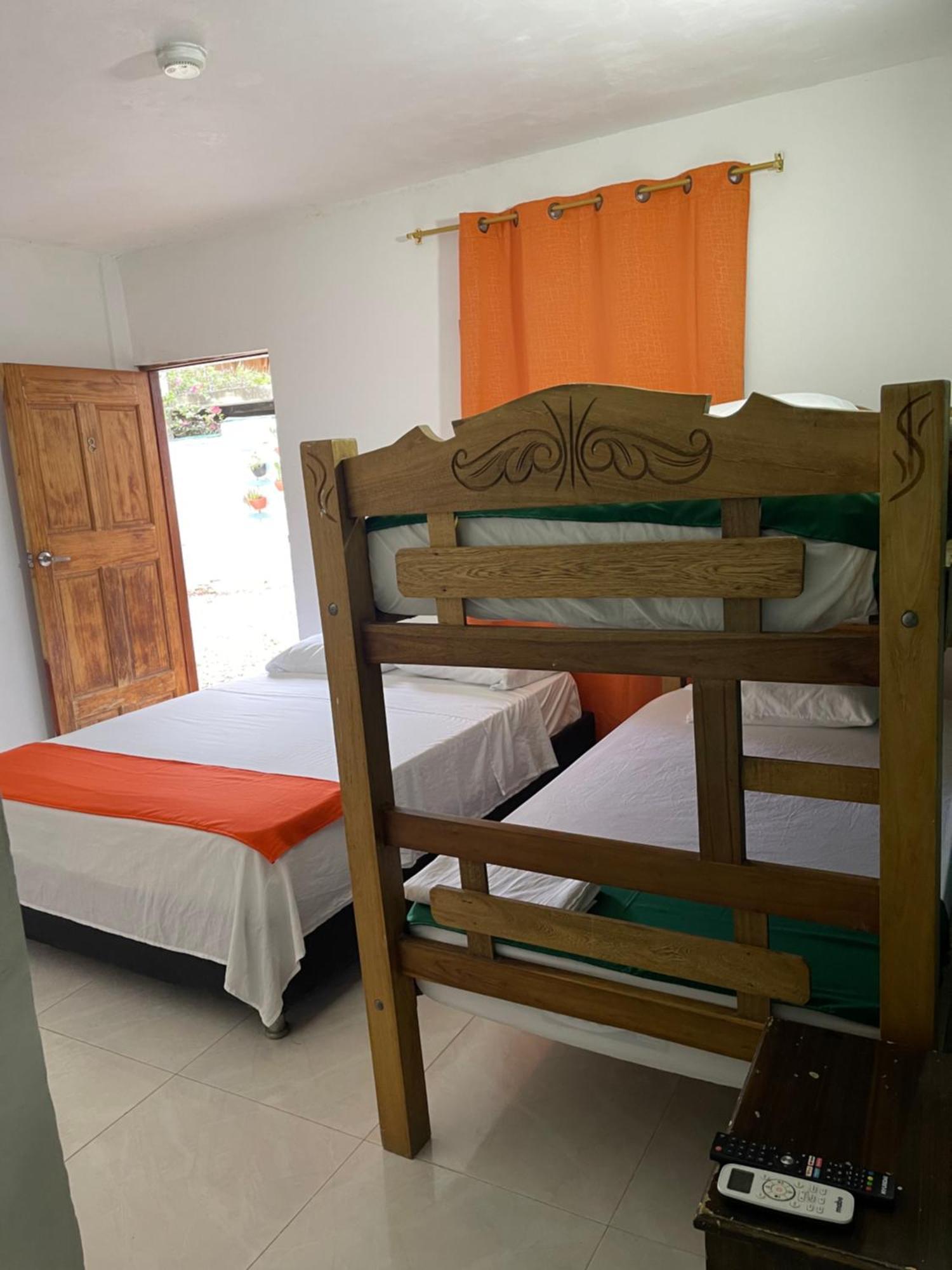 White Taganga Hotel Bagian luar foto
