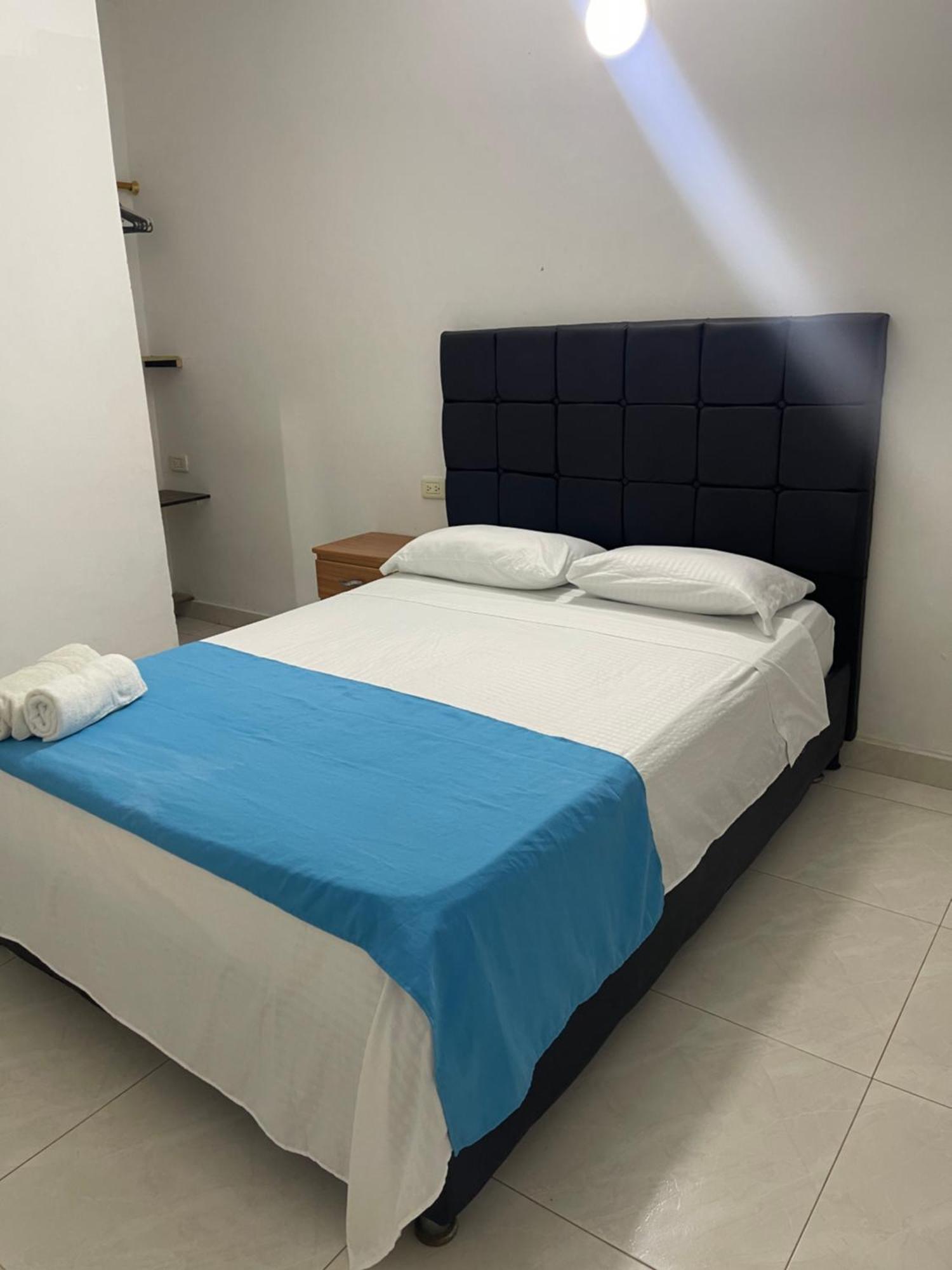 White Taganga Hotel Bagian luar foto